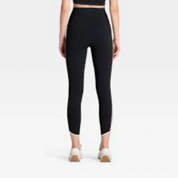 JoyLab™ Women's High-Rise Contrast Piped 7/8 Leggings - Black/Tan XS & XXL - Picture 2 of 12